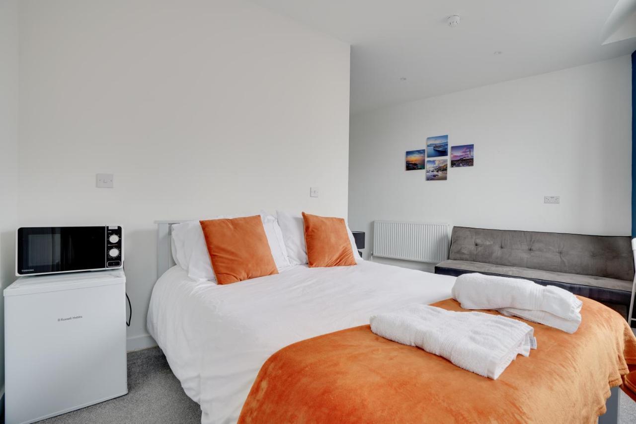 Homesly Guest Rooms, Comfortable En-Suite Guest Rooms With Free Parking And Self Check-In Berwick Upon Tweed Buitenkant foto