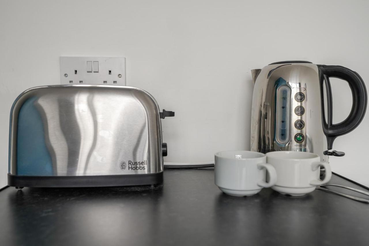 Homesly Guest Rooms, Comfortable En-Suite Guest Rooms With Free Parking And Self Check-In Berwick Upon Tweed Buitenkant foto