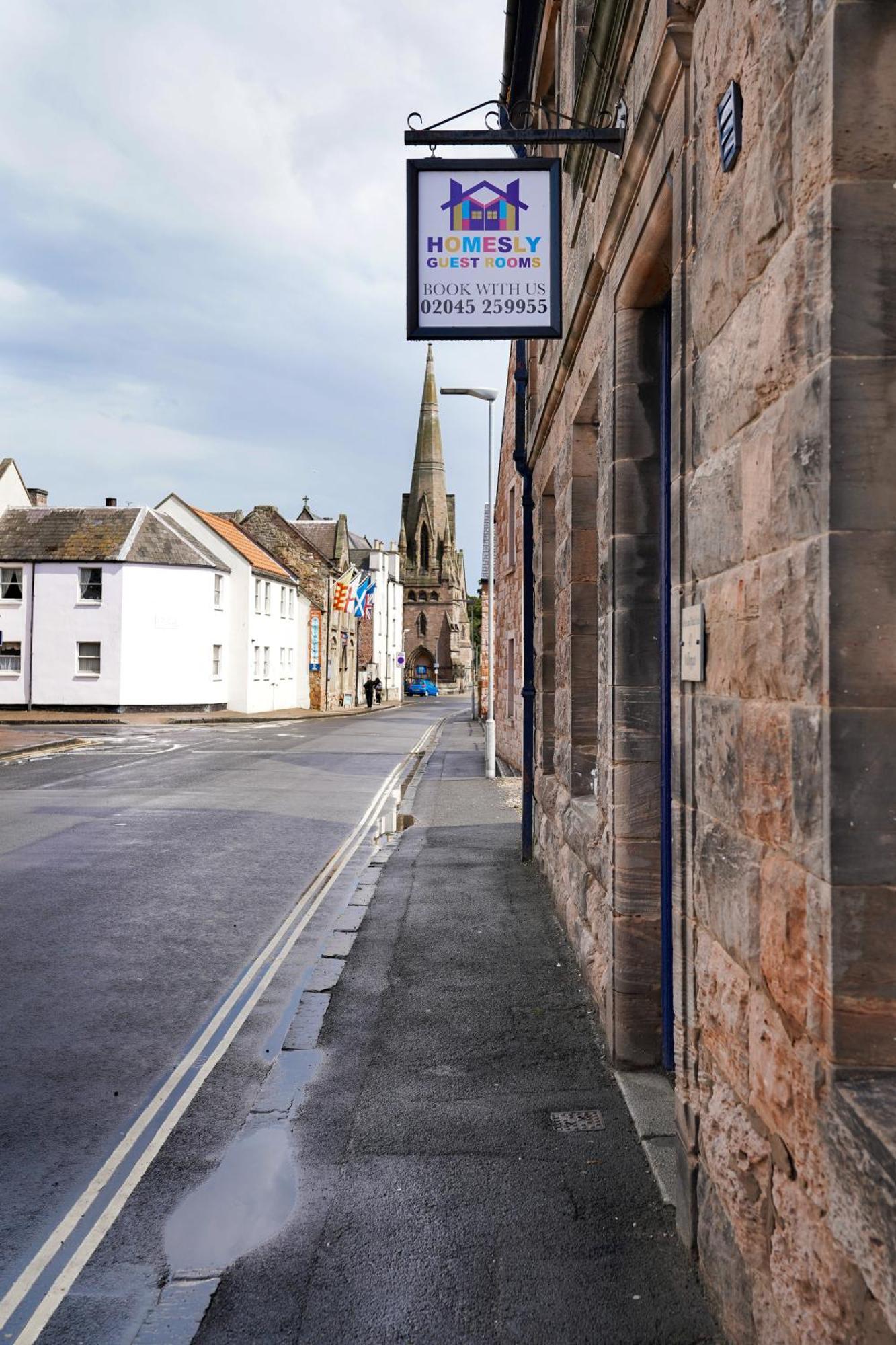 Homesly Guest Rooms, Comfortable En-Suite Guest Rooms With Free Parking And Self Check-In Berwick Upon Tweed Buitenkant foto