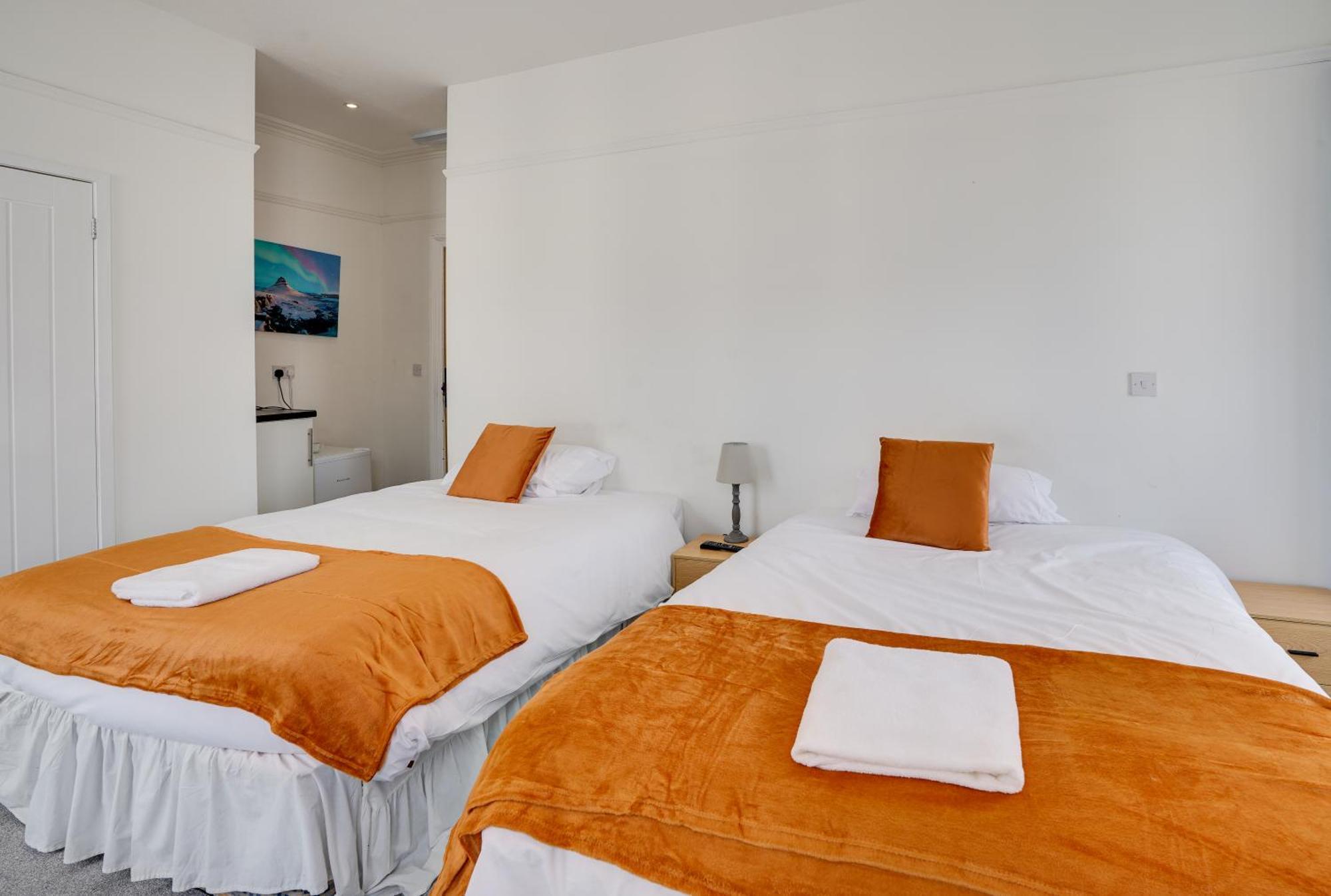 Homesly Guest Rooms, Comfortable En-Suite Guest Rooms With Free Parking And Self Check-In Berwick Upon Tweed Buitenkant foto