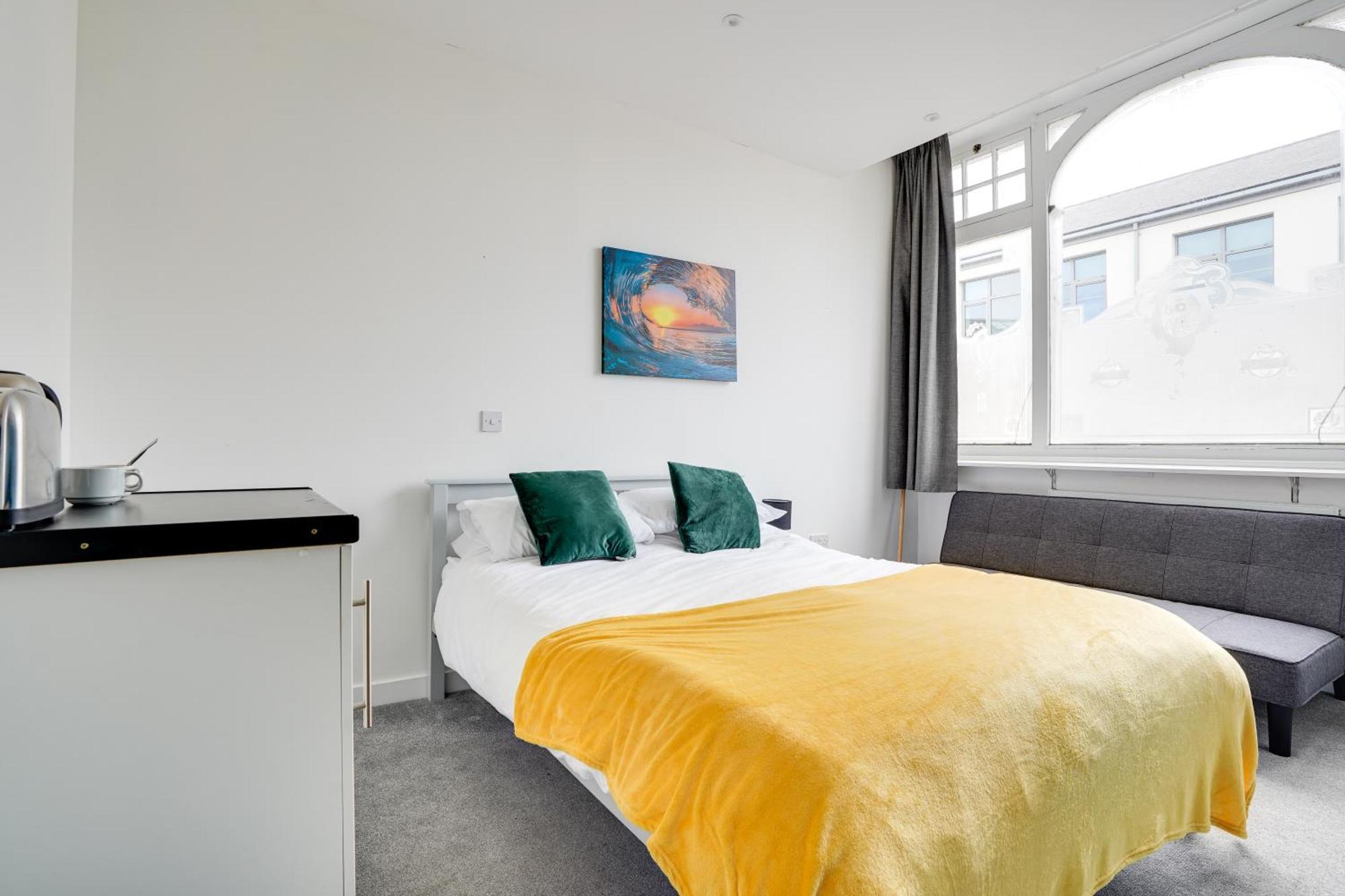 Homesly Guest Rooms, Comfortable En-Suite Guest Rooms With Free Parking And Self Check-In Berwick Upon Tweed Buitenkant foto